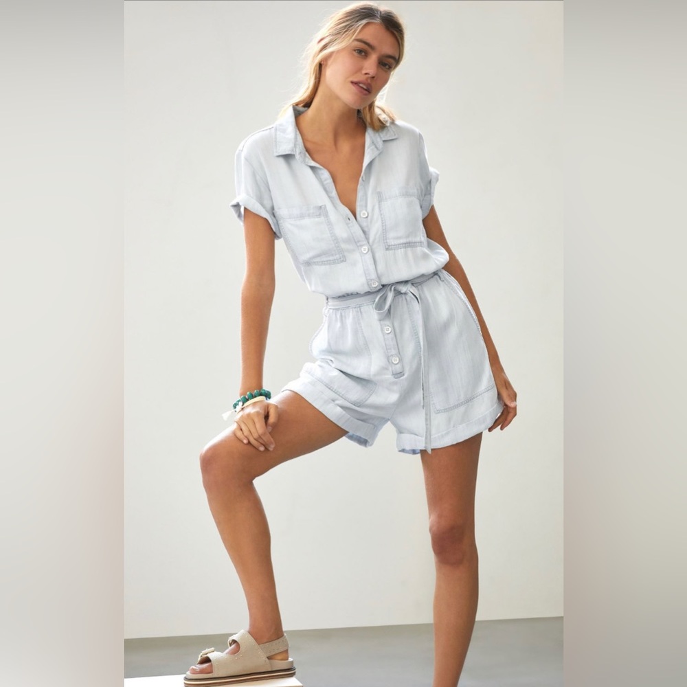 NWT. Cloth & Stone Rolled-Hem Utility Romper from Anthropologie. Size L.